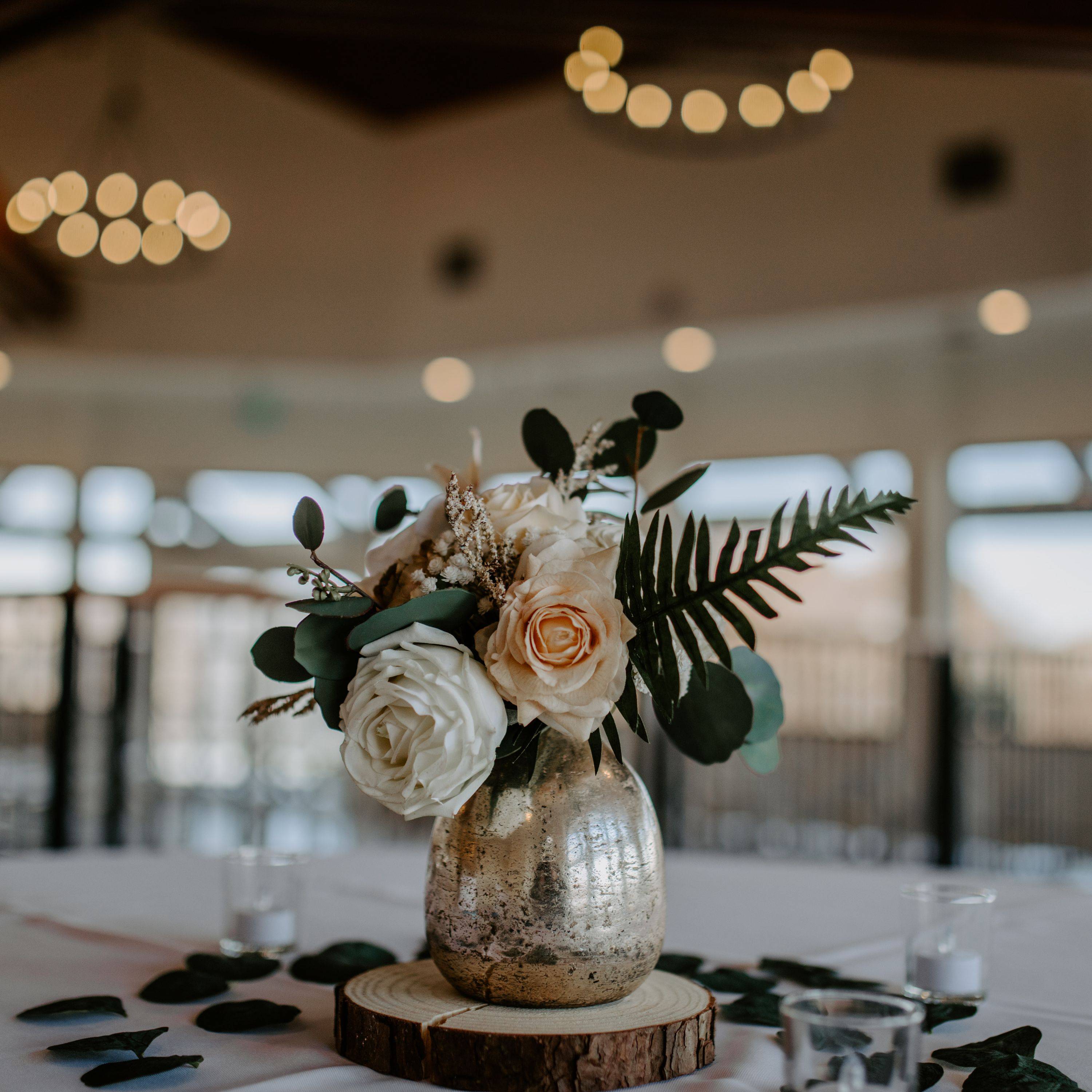 Get Best Wedding Flowers for Any Budgets by Renting your Flowers Get Best Wedding Flowers for Any Budgets by Renting your Flowers